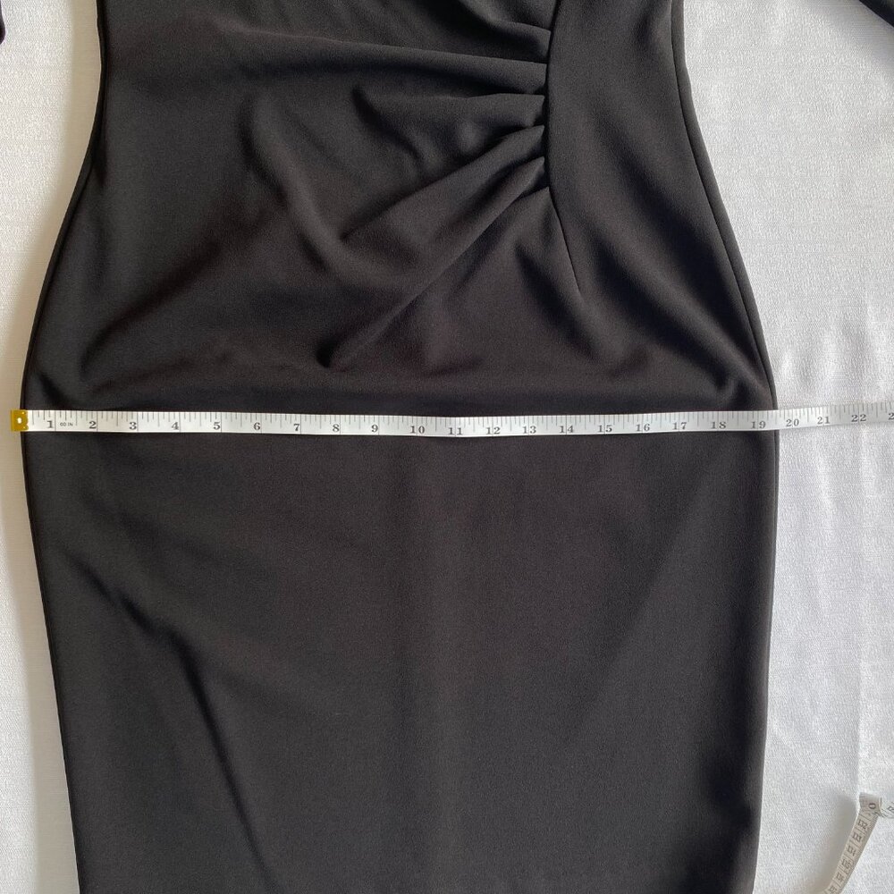 Black dress Β· DKNY Β· Size 8 - Picture 8 of 8